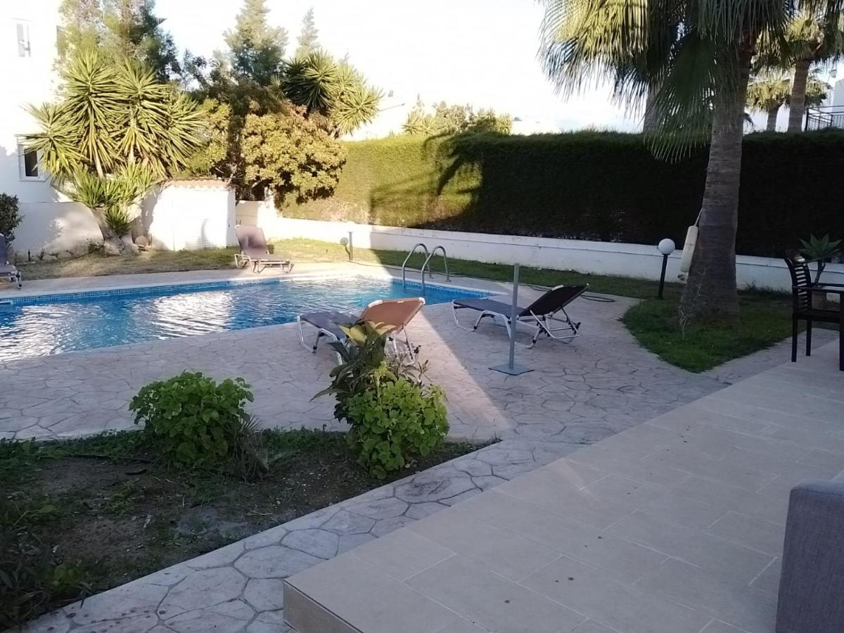 Villa Chrysanthemum Neo Chorio Exterior photo